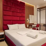 Shpetimi Hotel 3*