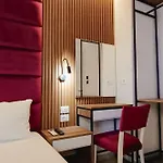 Shpetimi Hotel 3*