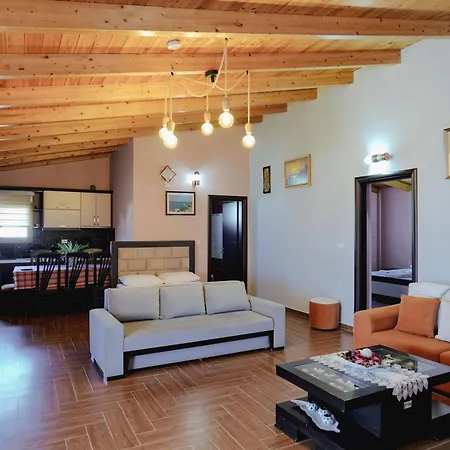 Shpetimi Hotel