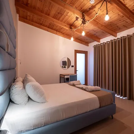 Shpetimi Hotel 3*