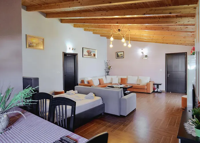 Shpetimi מלון קסאמיל