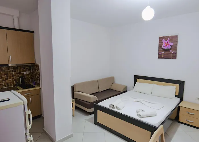 Shpetimi מלון קסאמיל