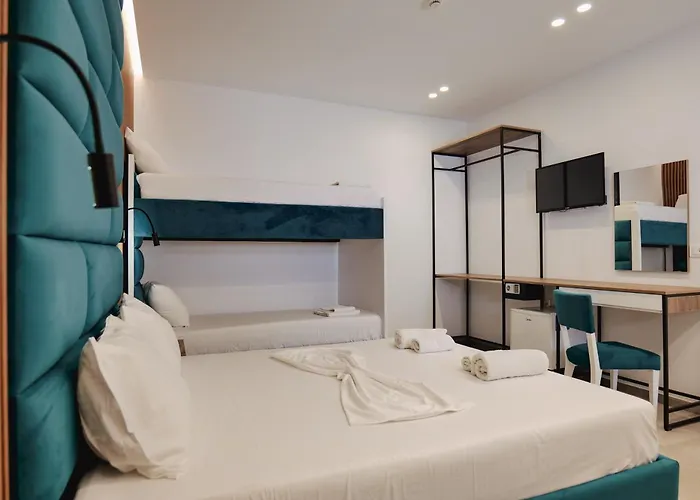 מלון Shpetimi קסאמיל