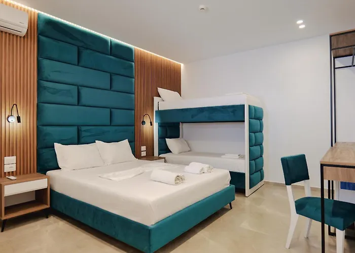 מלון Shpetimi 3*