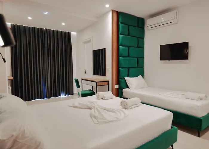 מלון Shpetimi קסאמיל