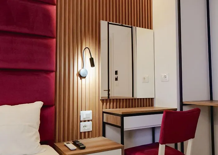 Shpetimi מלון 3*